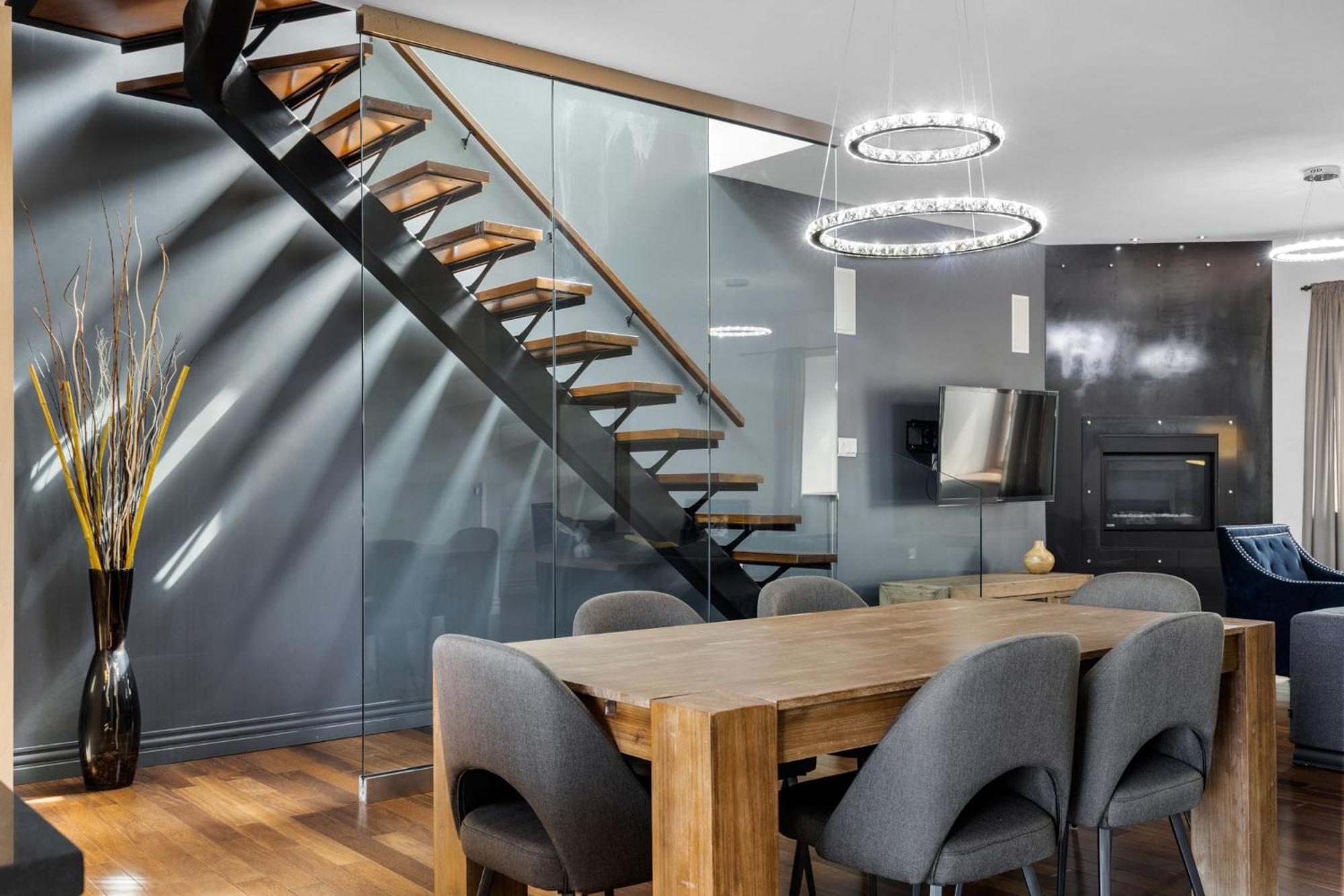 Luxury Penthouse Downtown Apartment